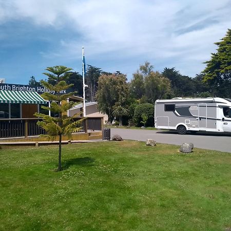 South Brighton Holiday Park Крайстчёрч Экстерьер фото
